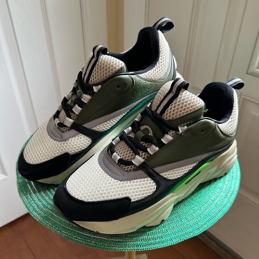 💚 Dior B22 Sneakers Khaki Pistachio Men’s Size 44